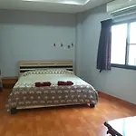 Tiger Bar & Guesthouse
