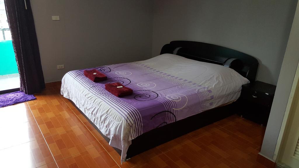 Tiger Bar & Guest house Pattaya